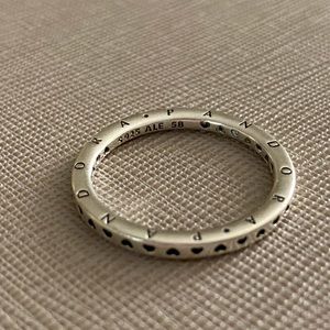 Pandora ring